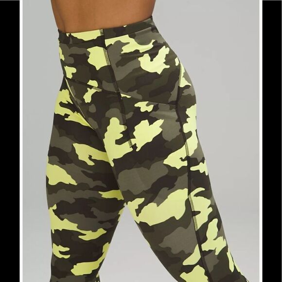 Swift Speed High-Rise Crop 21" - Picture 4 of 5